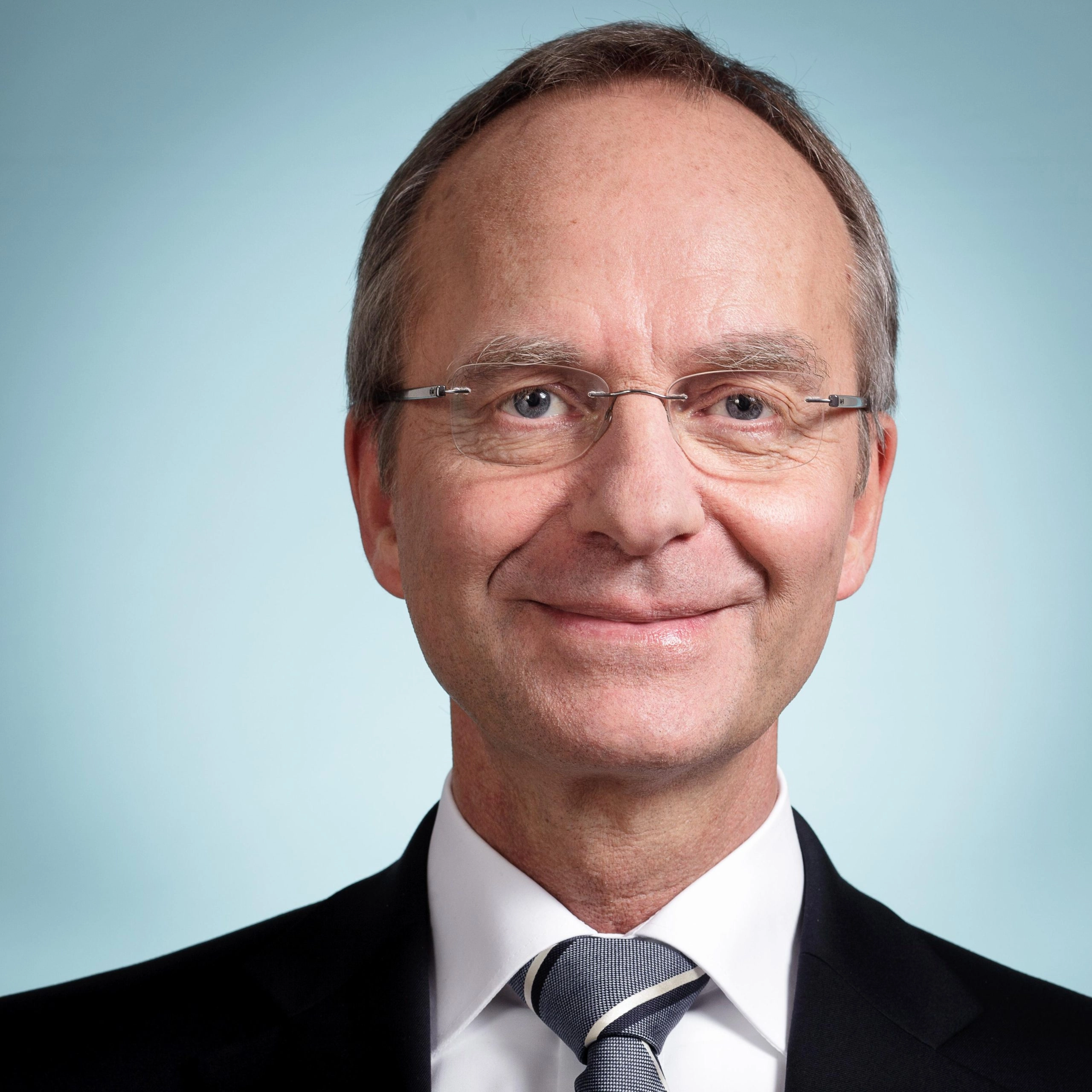 Vetorecht minister bij overname telecombedrijven