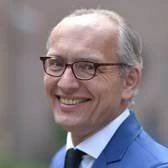 “Commissaris, gebruik die interne auditor”