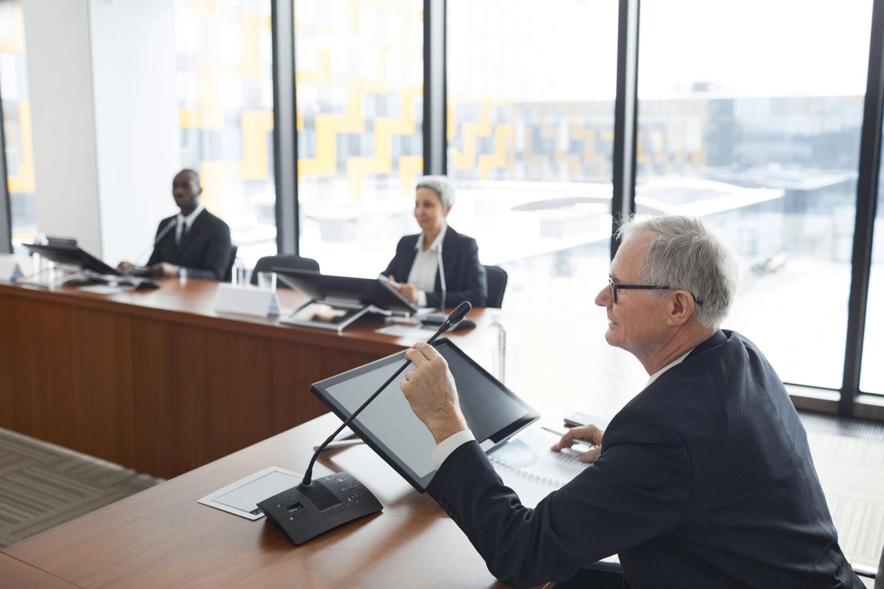 ‘Leave your ego at the door’ Een onderzoek naar effectief gedrag van de rvc-voorzitter